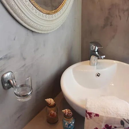 George's Place Guest house 3*