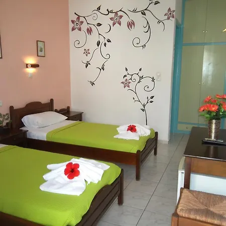 George's Place 3* איוס חורה