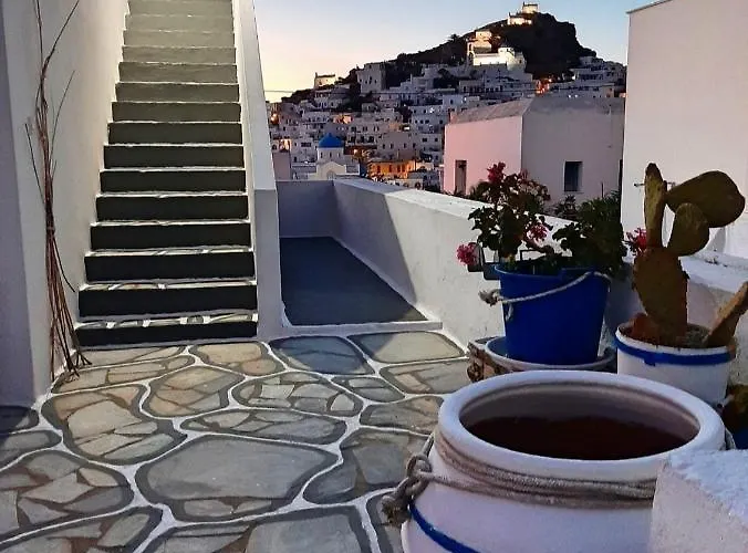 בית הארחה George's Place איוס חורה