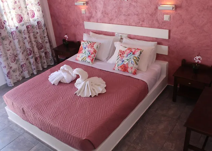 George's Place איוס חורה