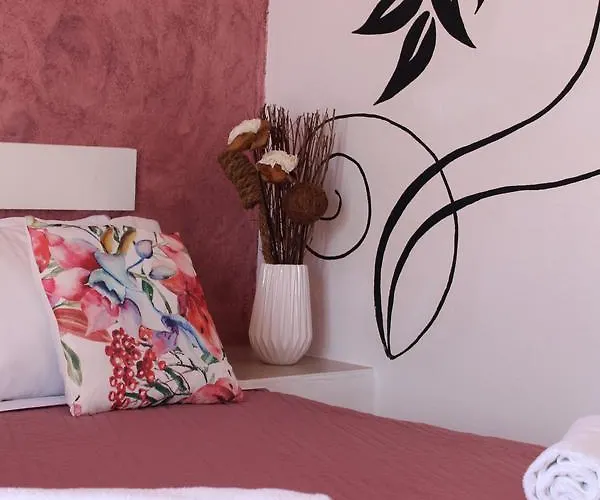 בית הארחה George's Place 3*